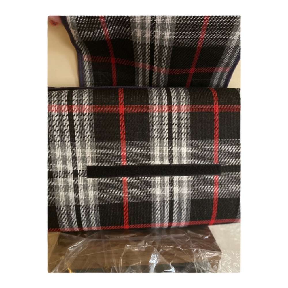 Pack-N-Go XL Compact WaterProof Picnic Blanket - Please View Pictures (LAST ONE) - Picture 3 of 6